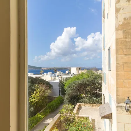 Seaview Pool Dolmen Apt St Paul's Bay - Happy